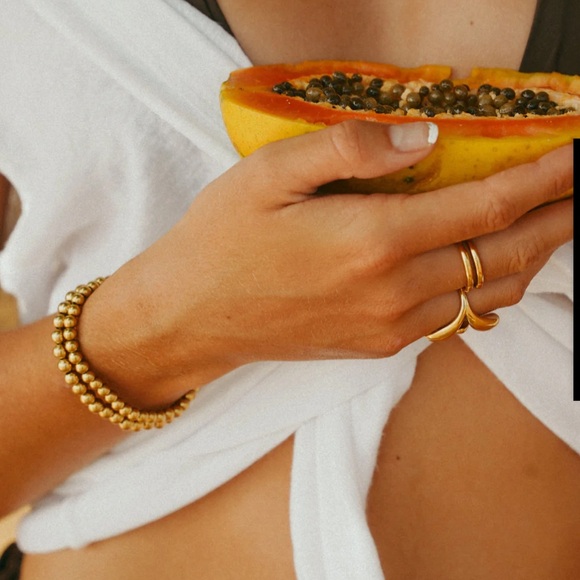 Elegant Gold Beaded Bracelet and Ring Set - Picture 2 of 6